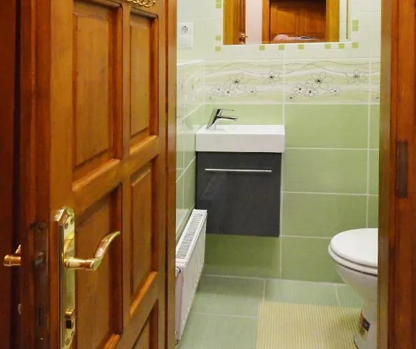 Bathory Apartman * Eger